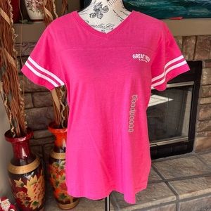Castaways V-Neck Shirt, with GREAT WOLF LODGE print out. Pink.